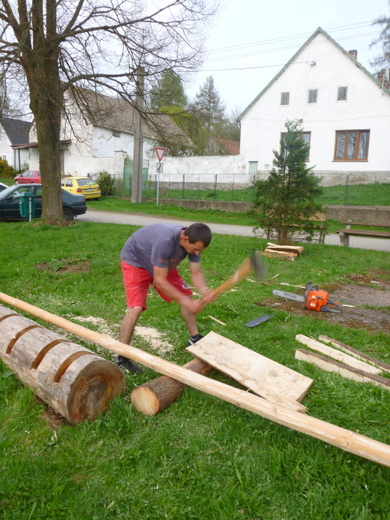 Stavění májky 2013