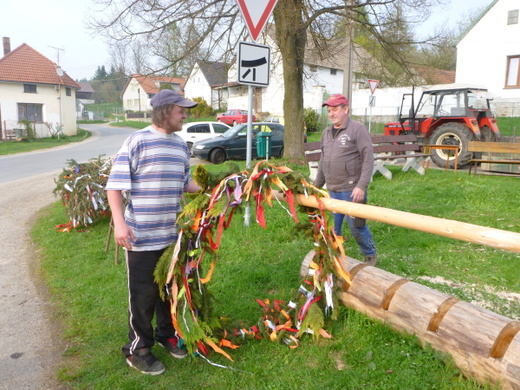 Stavění májky 2013